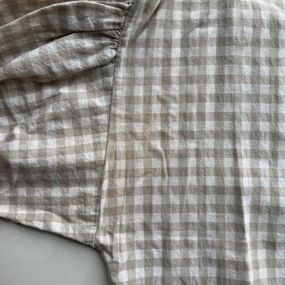 April Meets October - Summer May Dress in Beige - Picture 9 of 9